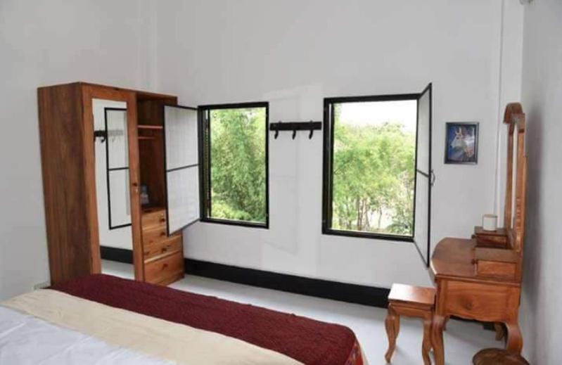 Meet Sunset Hostel Luangprabang Luaran gambar