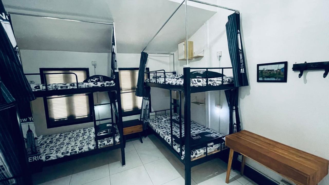 Meet Sunset Hostel Luangprabang Luaran gambar