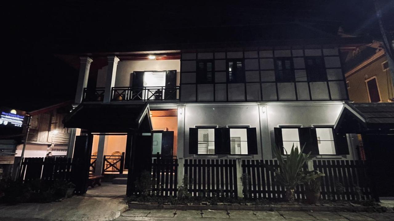 Meet Sunset Hostel Luangprabang Luaran gambar